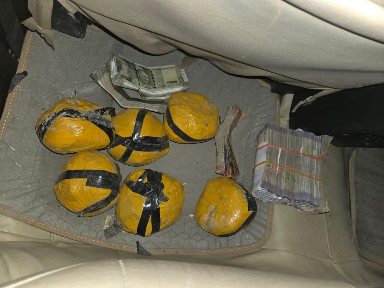 UP RESIDENT AMONG TWO LINKED TO ORGANISED NARCOTICS NETWORK HELD IN GURDASPUR; 11KG HEROIN, ₹5.7L DRUG MONEY RECOVERED*